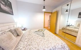 Old Town Spacious Apartment